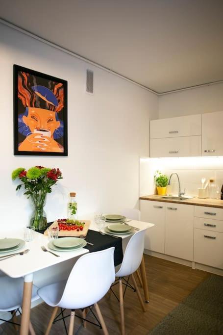 Oomph Warsaw Center Well Designed Apartment With Balcony Ngoại thất bức ảnh